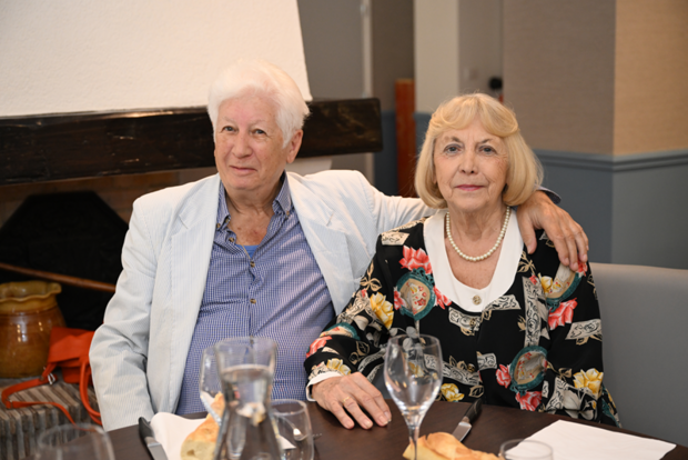 Gérard et Paule Robin au restaurant Schweitzer