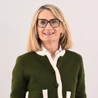Marie-Pierre Limoge Première adjointe déléguée à la démocratie locale, à la concertation, à l'évaluation de l'action publique et à la prospective 2040