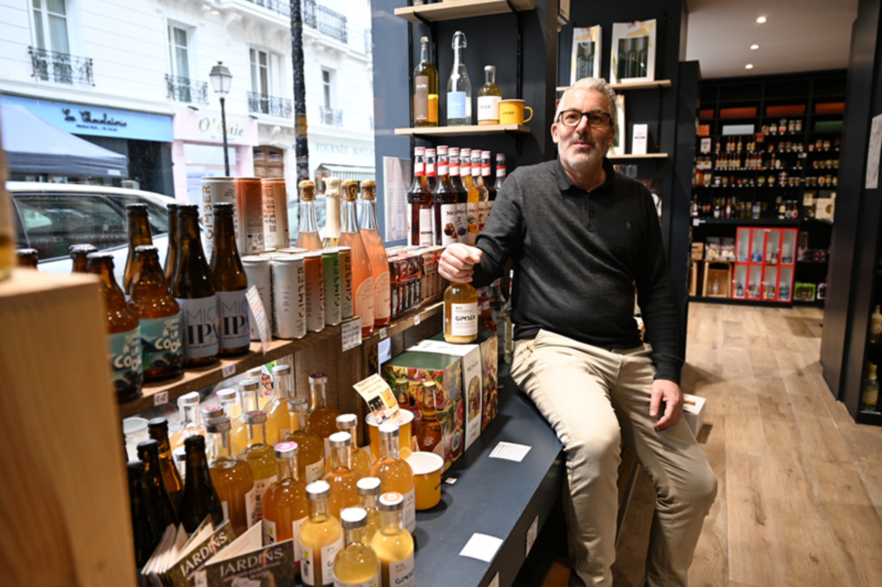 Gérald Yvon dans son magasin Les Bons Accords