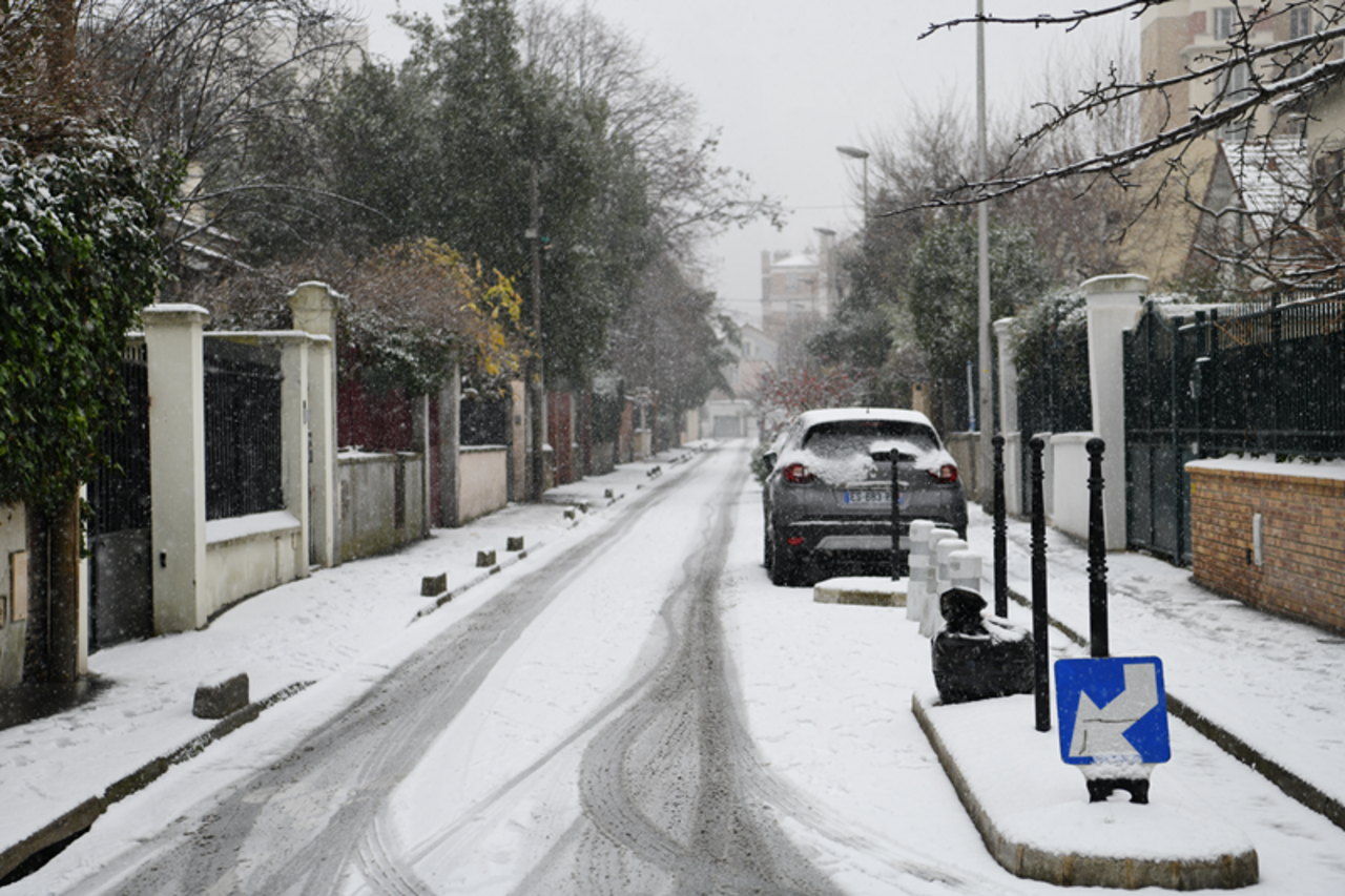 Courbevoie sous la neige