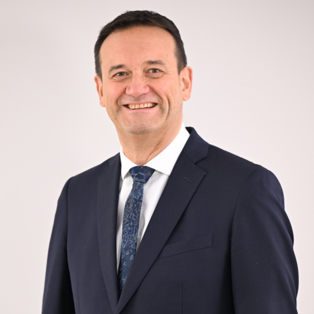Patrick Gimonet Rapporteur général du budget, adjoint délégué aux finances, au contrôle de l’exécution budgétaire et aux délégations de services publics